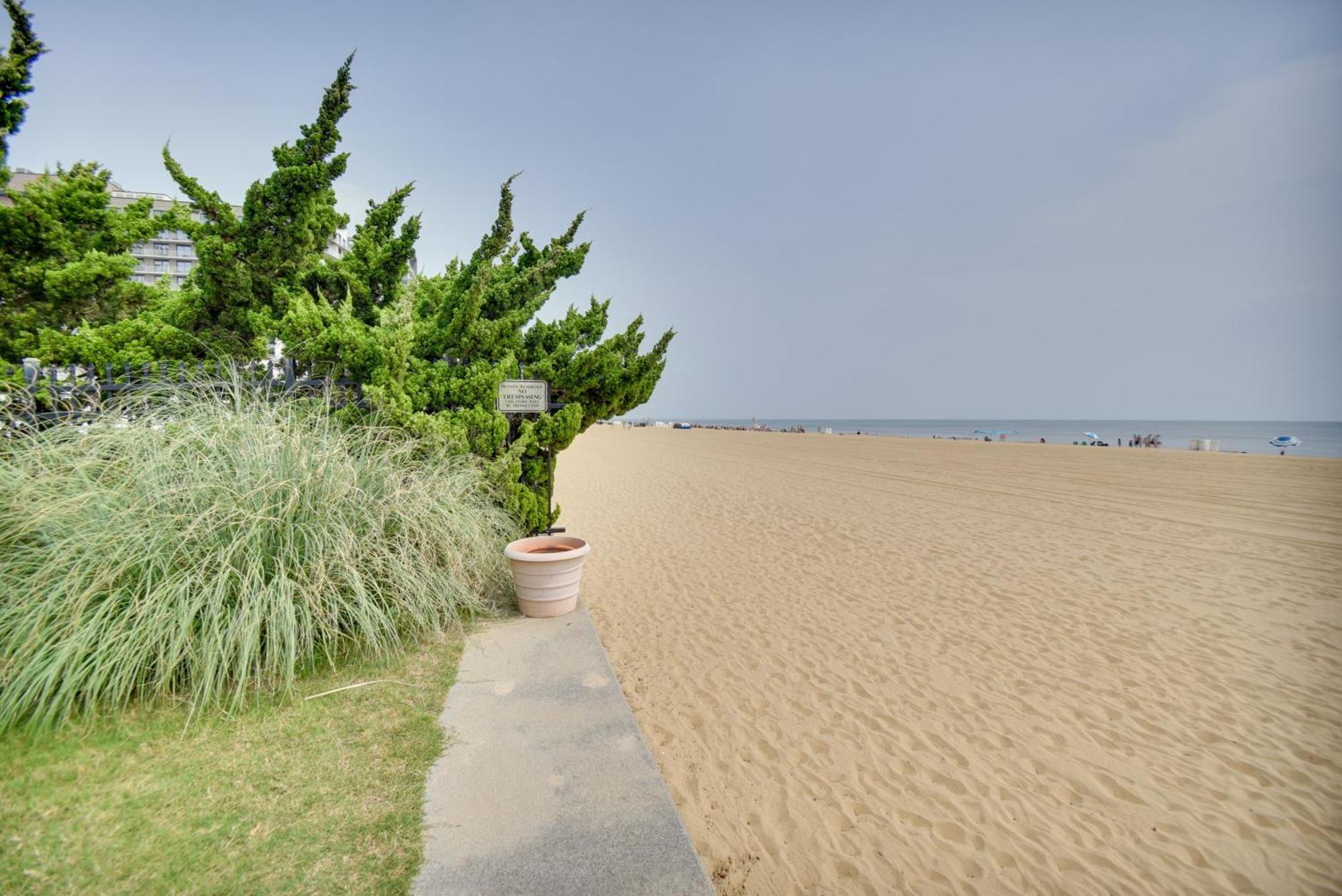 Chic Virginia Beach Retreat - Pool, Steps To Beach Dış mekan fotoğraf